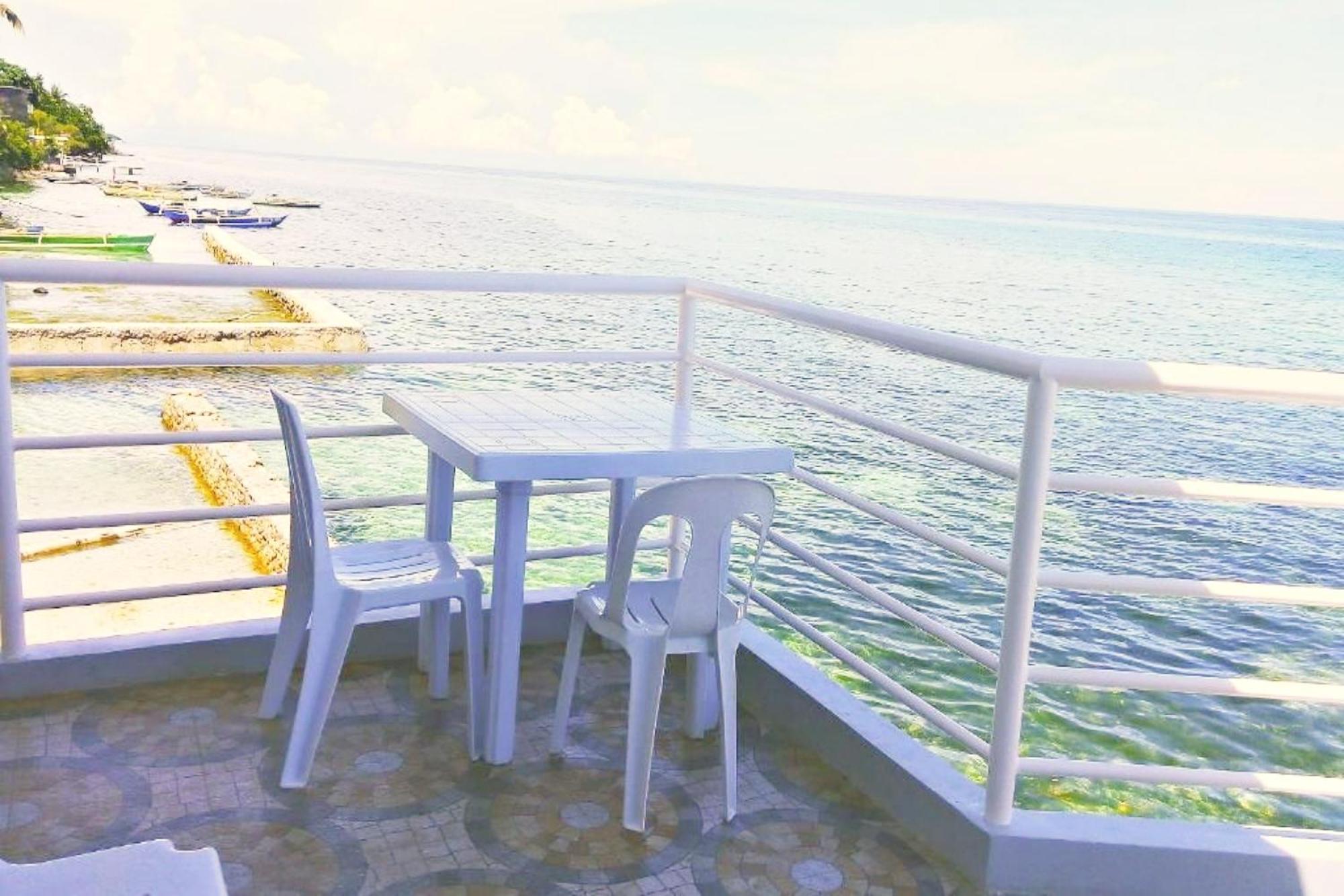 Angler'S Hub & Resort Oslob Exterior photo