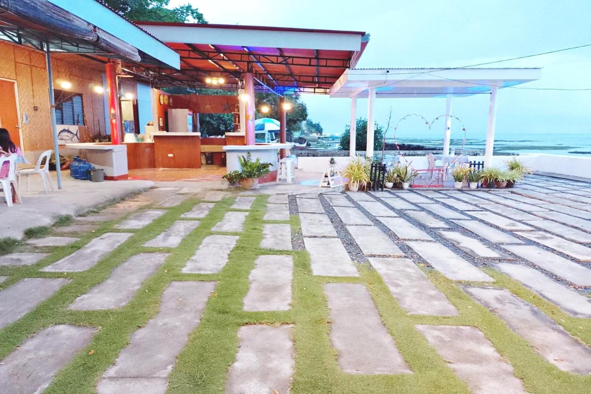 Angler'S Hub & Resort Oslob Exterior photo