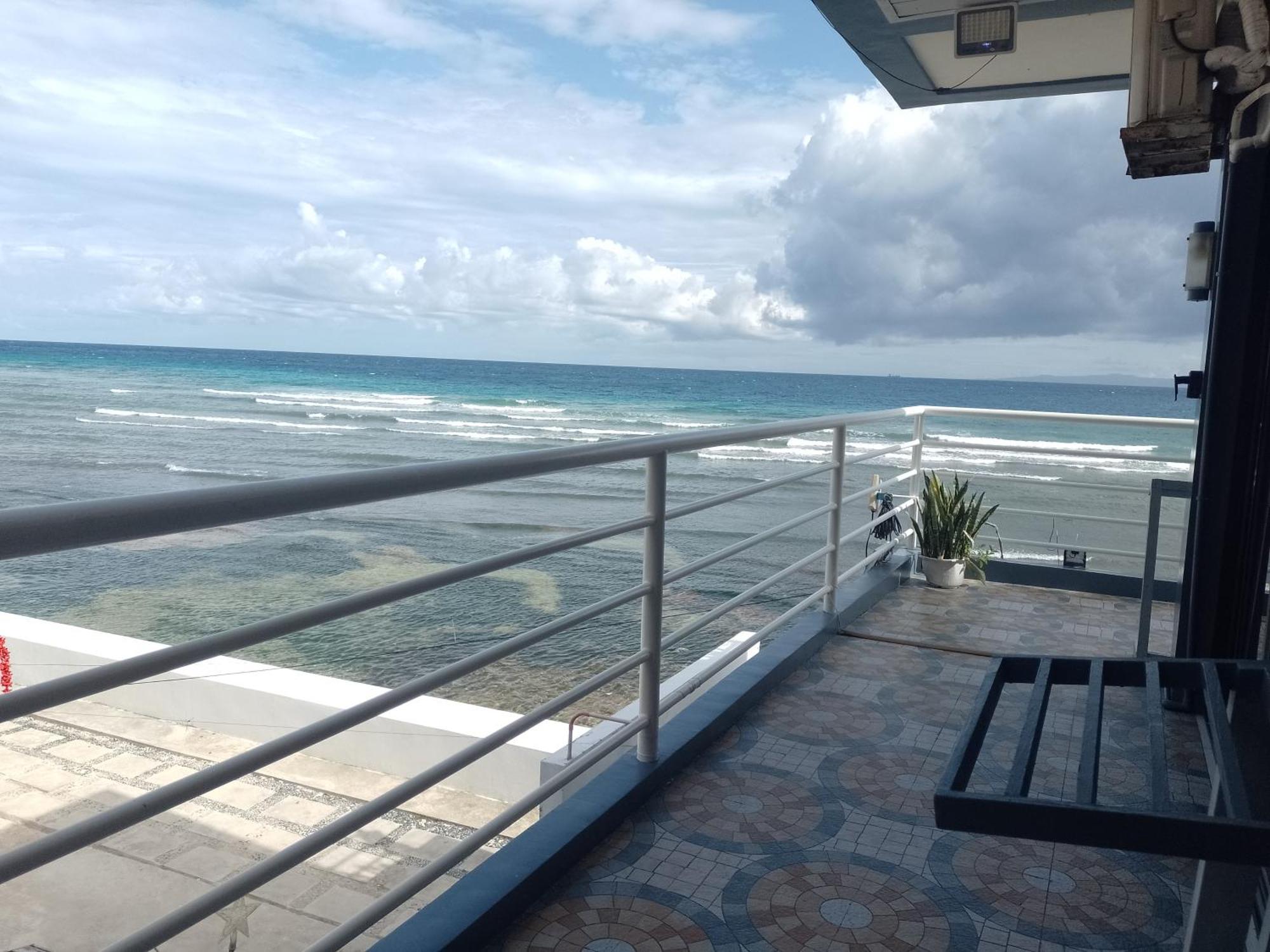 Angler'S Hub & Resort Oslob Exterior photo